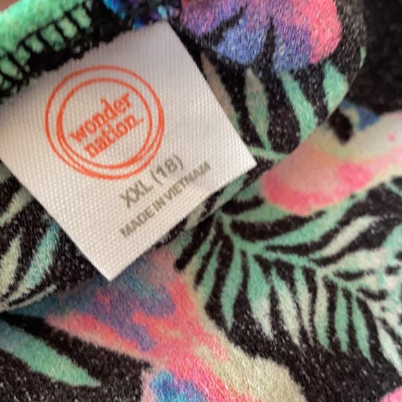 Parrot tropical print romper - Picture 3 of 4